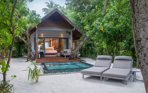 BEACH VILLA WITH PLUNGE POOL